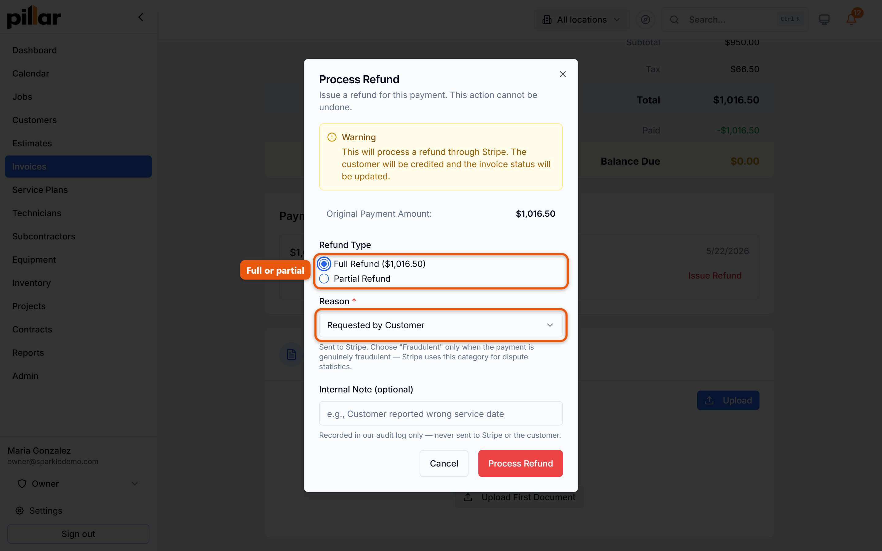 The Process Refund dialog open on an invoice payment, with the Refund Type options and the Reason dropdown highlighted